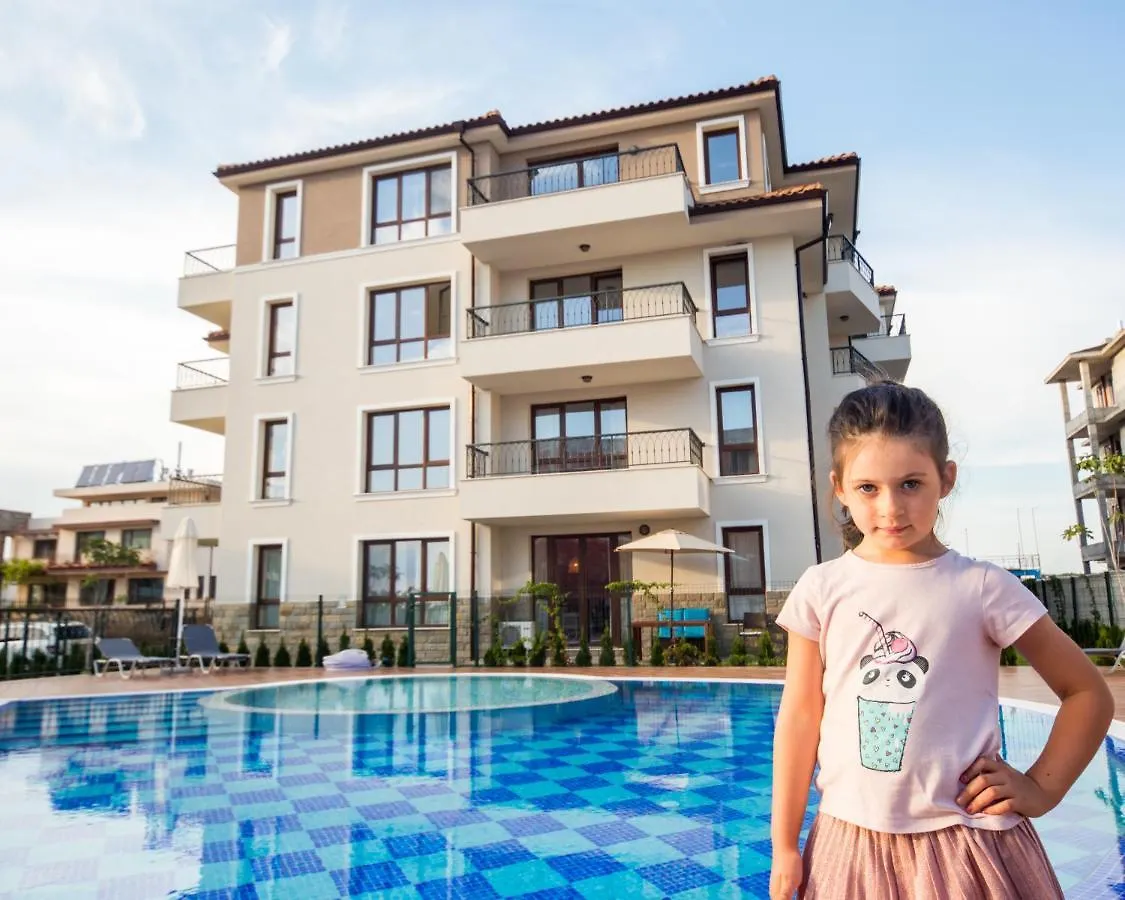 Villa Ina & Eva Bayview Deluxe Burgas City